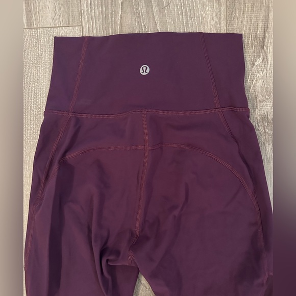 Lululemon legging - Picture 3 of 4